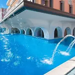 Mayflower Hotel 3*