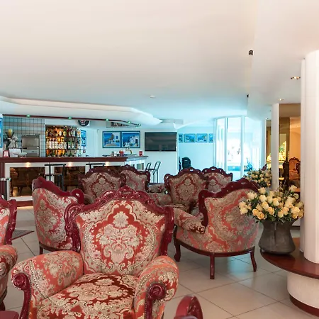 Mayflower Ξενοδοχείο 3*